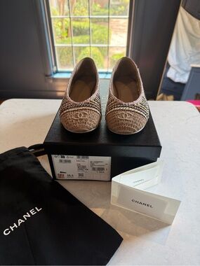 CHANEL Beige & Pink Crochet Ballet Flats with Signature CC